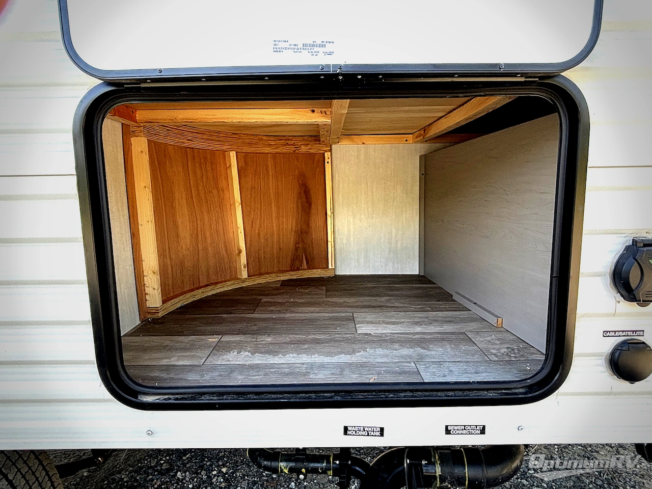 2025 Forest River Viking 4K Series 18BH Photo 11