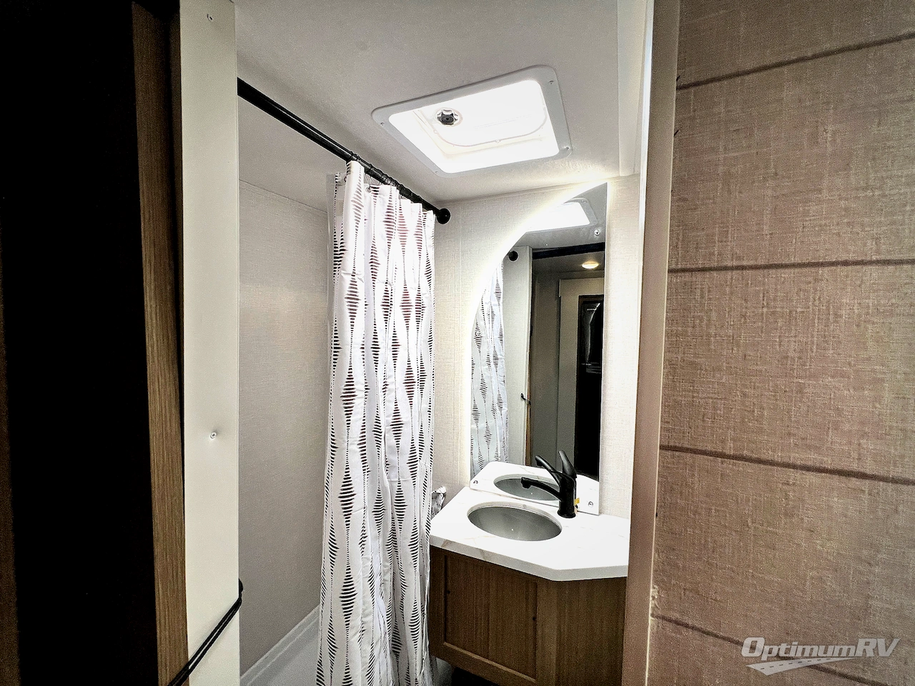 2026 Forest River Wildwood FSX 180ICE Photo 9