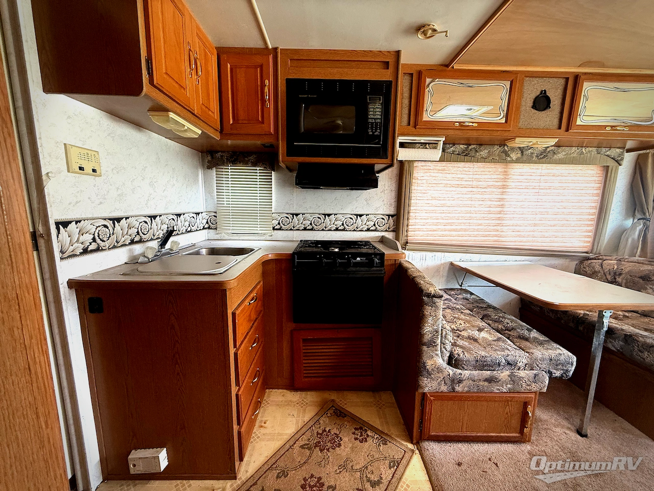 1999 Four Winds Hurricane 29D Photo 9