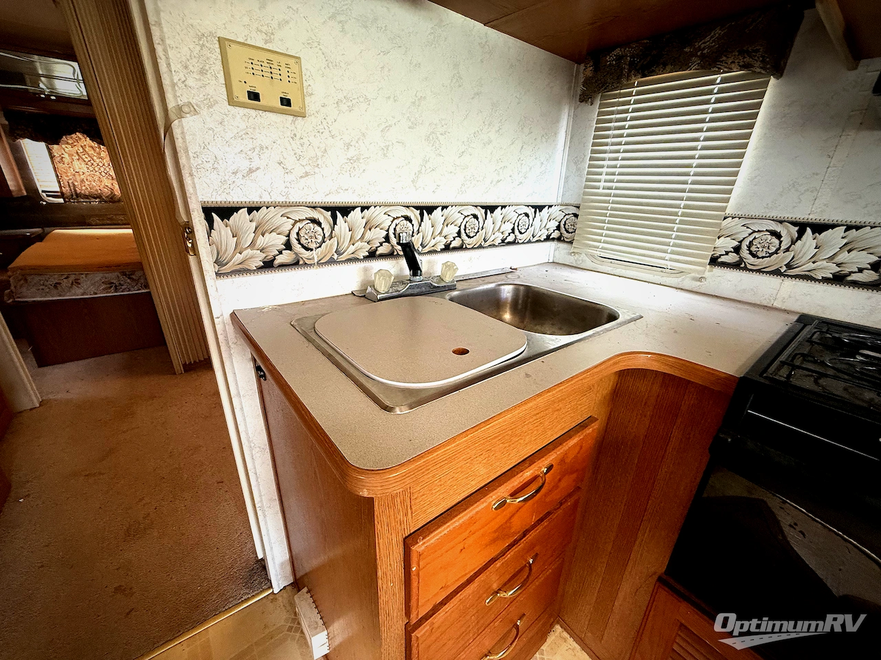 1999 Four Winds Hurricane 29D Photo 12