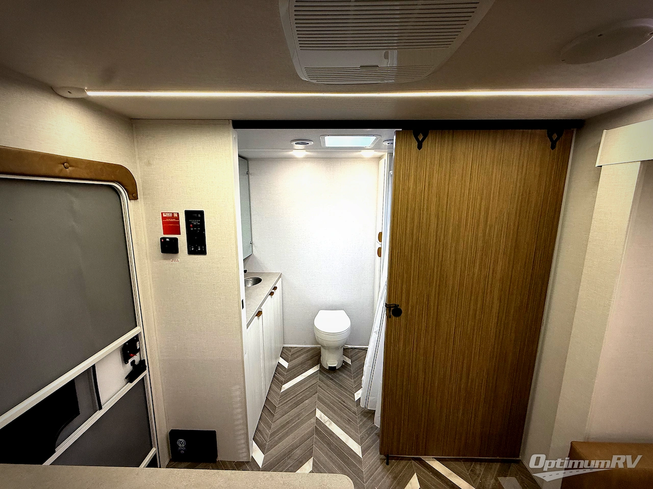 2026 Forest River Ozark 2430RBK Photo 6