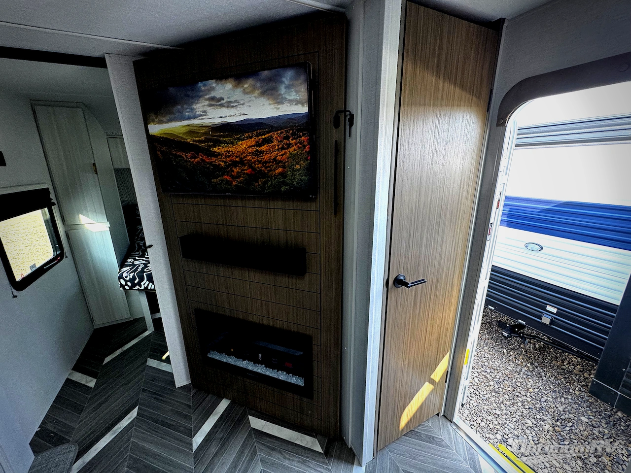 2026 Forest River Ozark 2690BHK Photo 7