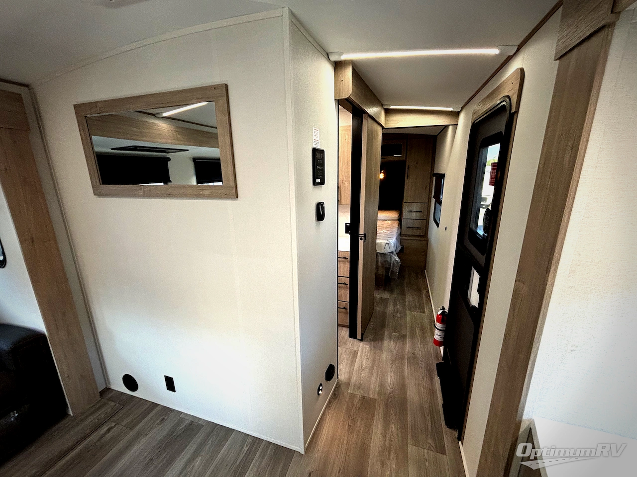 2026 Grand Design Imagine 2670MK Photo 12