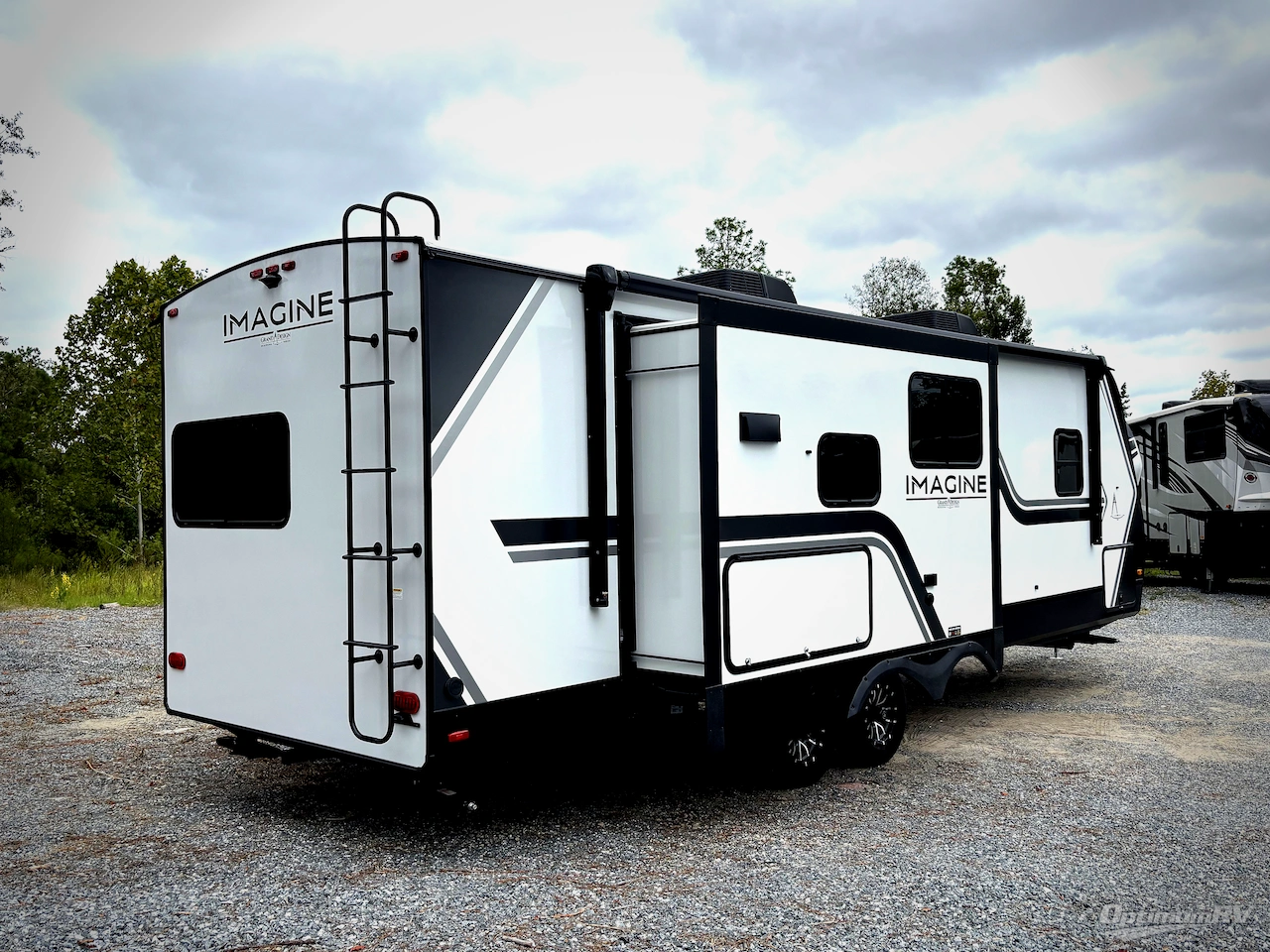 2026 Grand Design Imagine 2670MK Photo 2