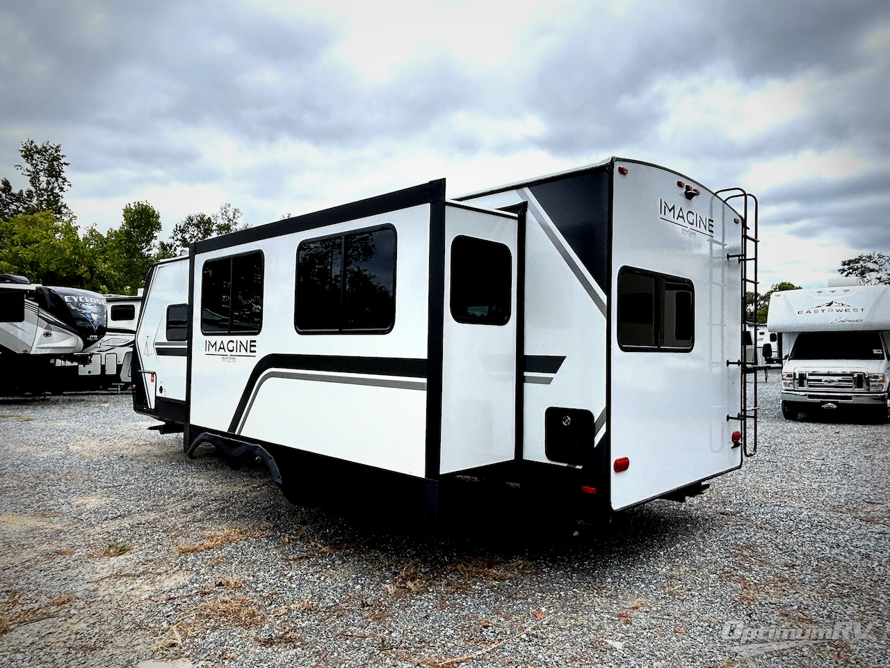 2026 Grand Design Imagine 2670MK Photo 3