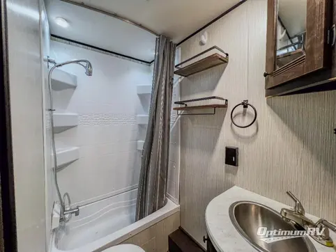 2019 Heartland Pioneer BH 280 RV Photo 3