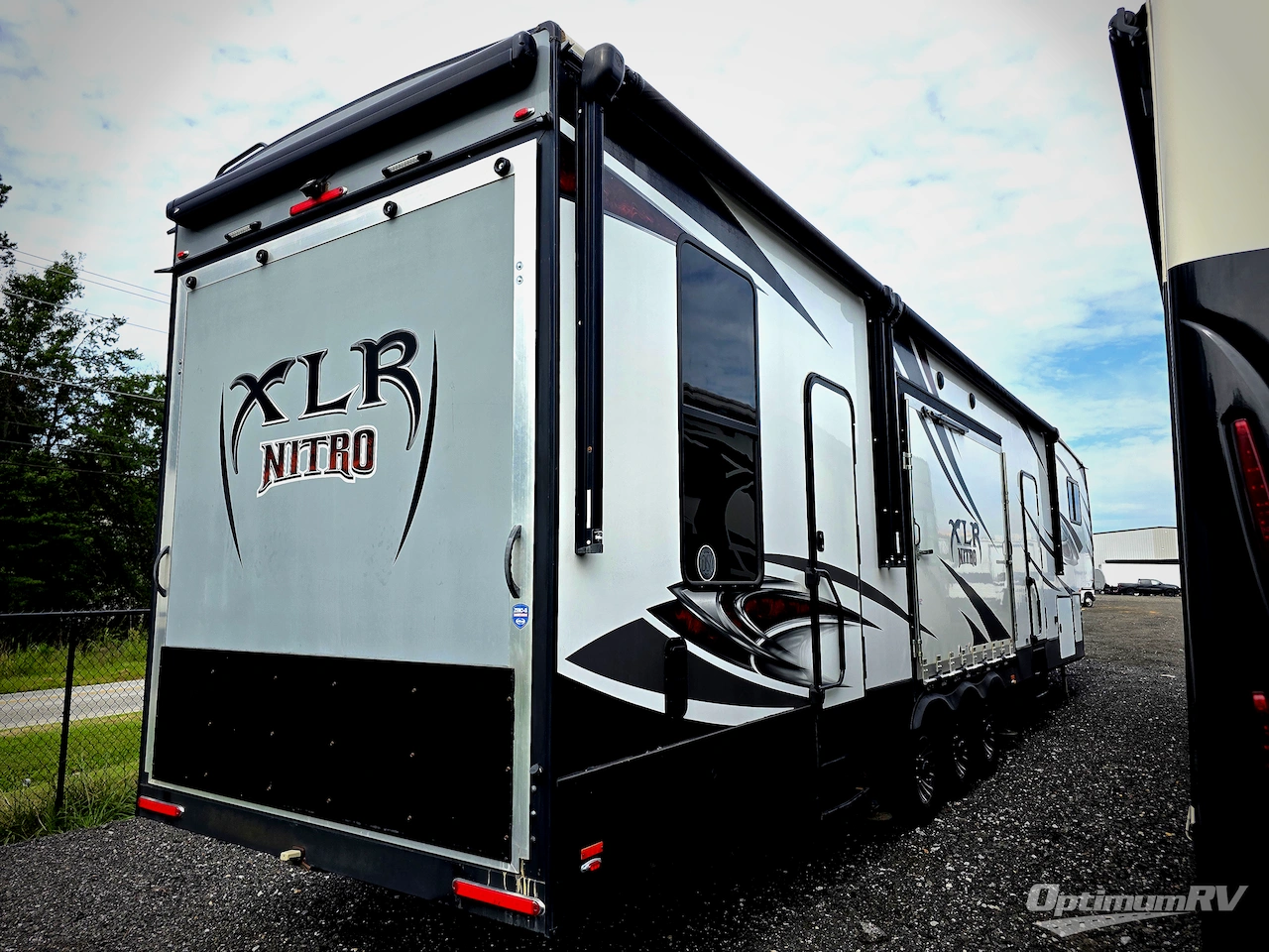 2018 Forest River XLR Nitro 42DS5 Photo 2