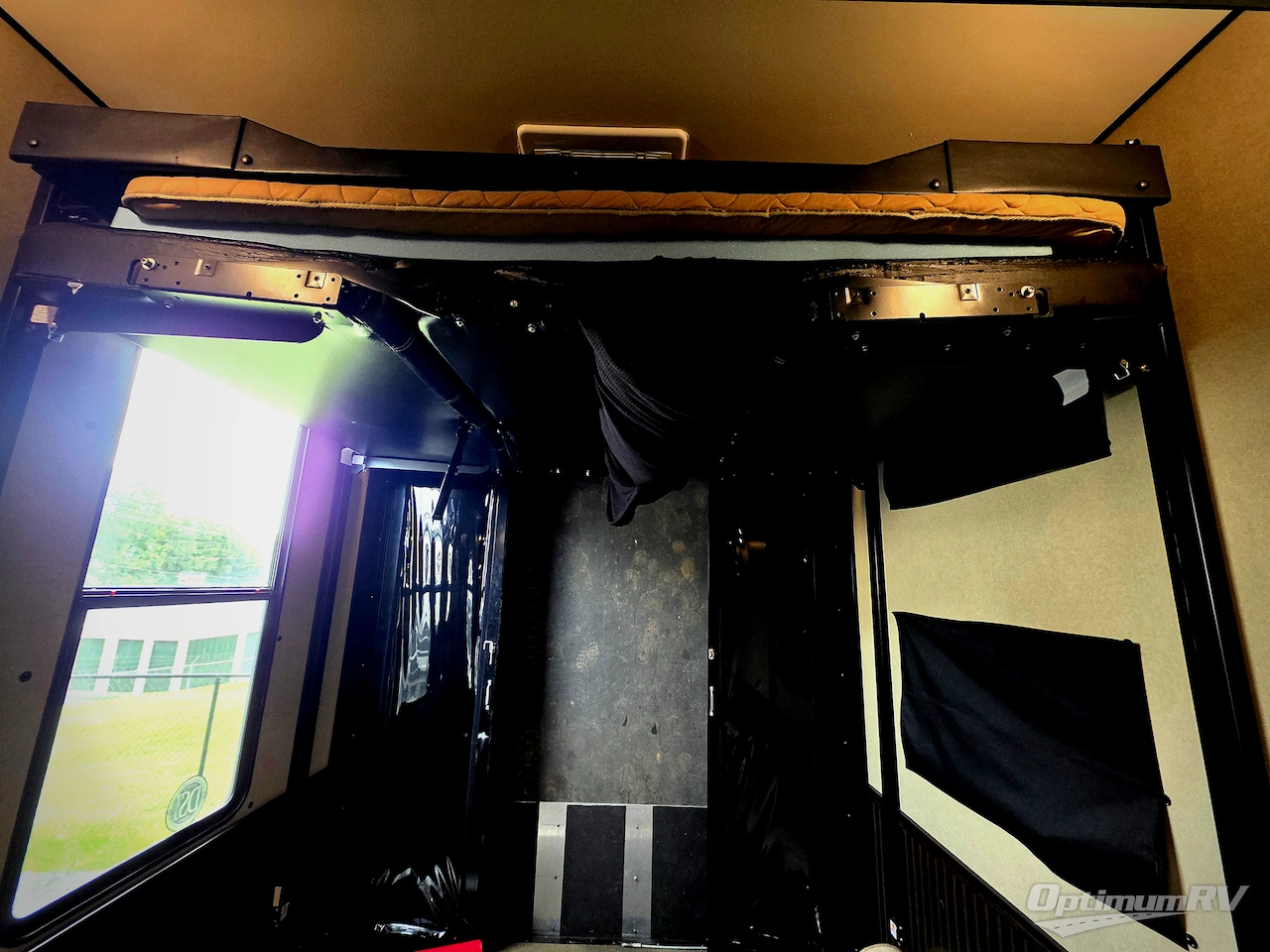 2018 Forest River XLR Nitro 42DS5 Photo 11