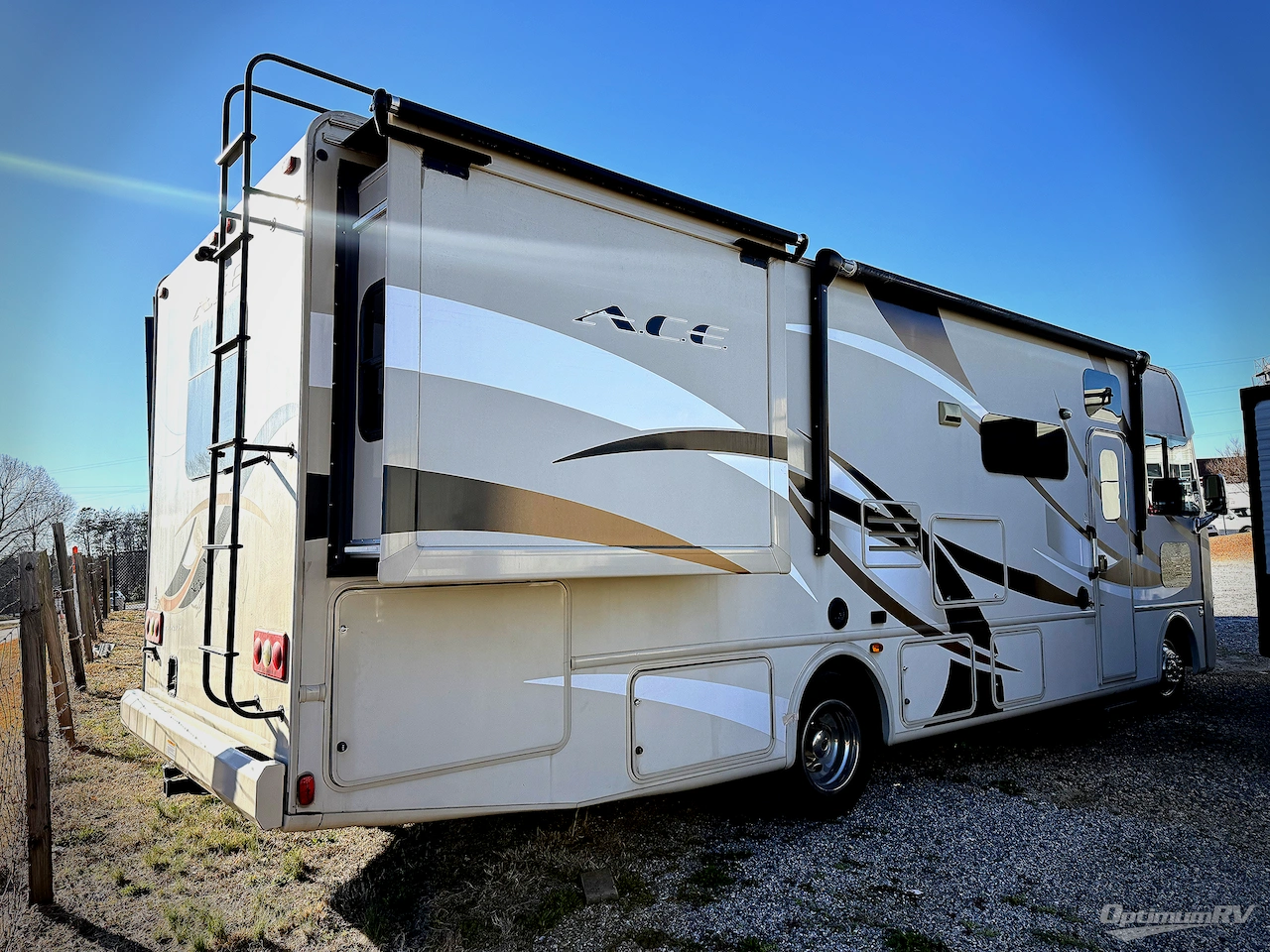 2016 Thor ACE 30.1 Photo 2