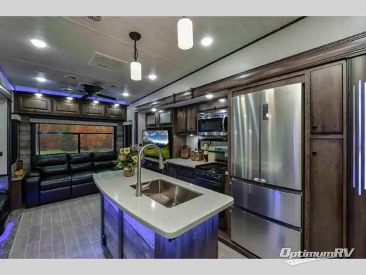 2020 Heartland Bighorn Traveler 32RS RV Photo 1