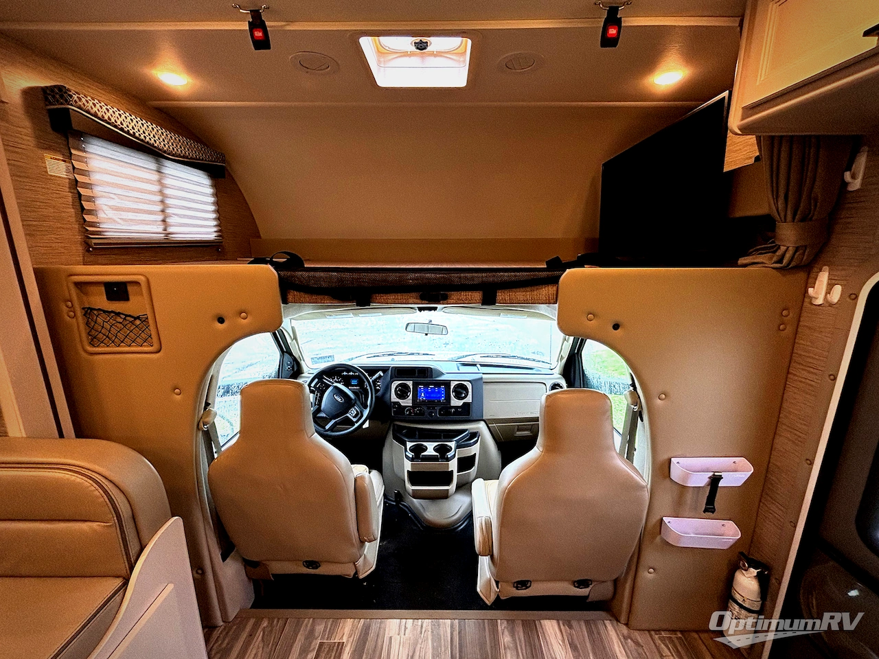 2023 Thor Four Winds 25M Photo 10