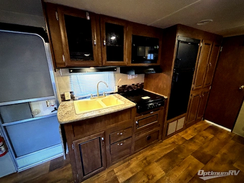 2017 Forest River Wildwood X-Lite 230BHXL RV Photo 3