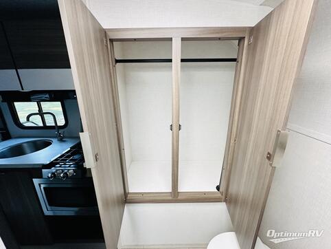 2025 Venture Sonic Lite SL150VRB RV Photo 4