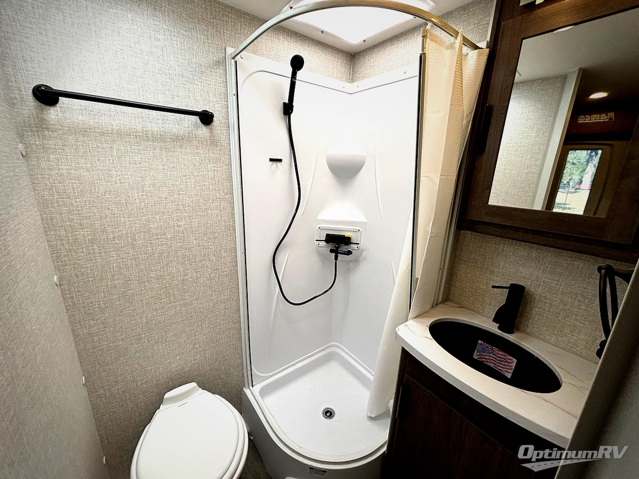 2026 Lance Lance Travel Trailers 1995 Photo 12