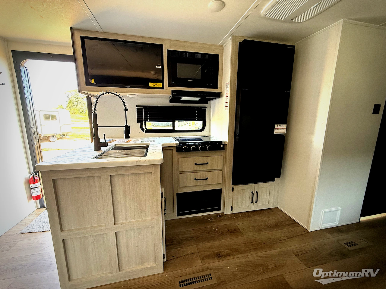 2026 Forest River Puma Camping Edition 305BHCE Photo 7