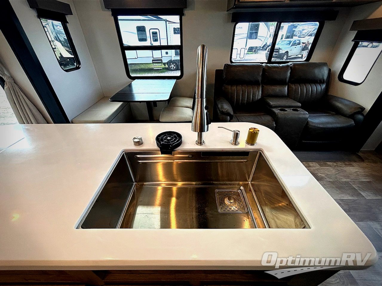 2026 Palomino Puma Destination 401RLFT Photo 11