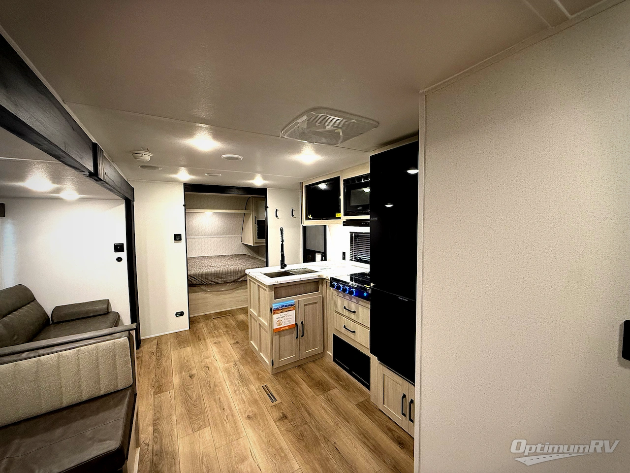 2026 Palomino Puma Camping Edition 304BHCE Photo 5