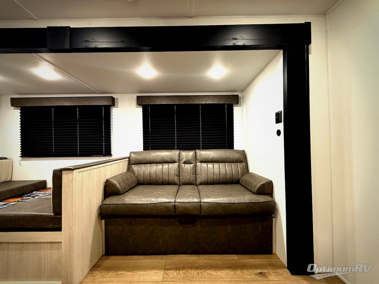 2026 Palomino Puma Camping Edition 304BHCE Photo 8