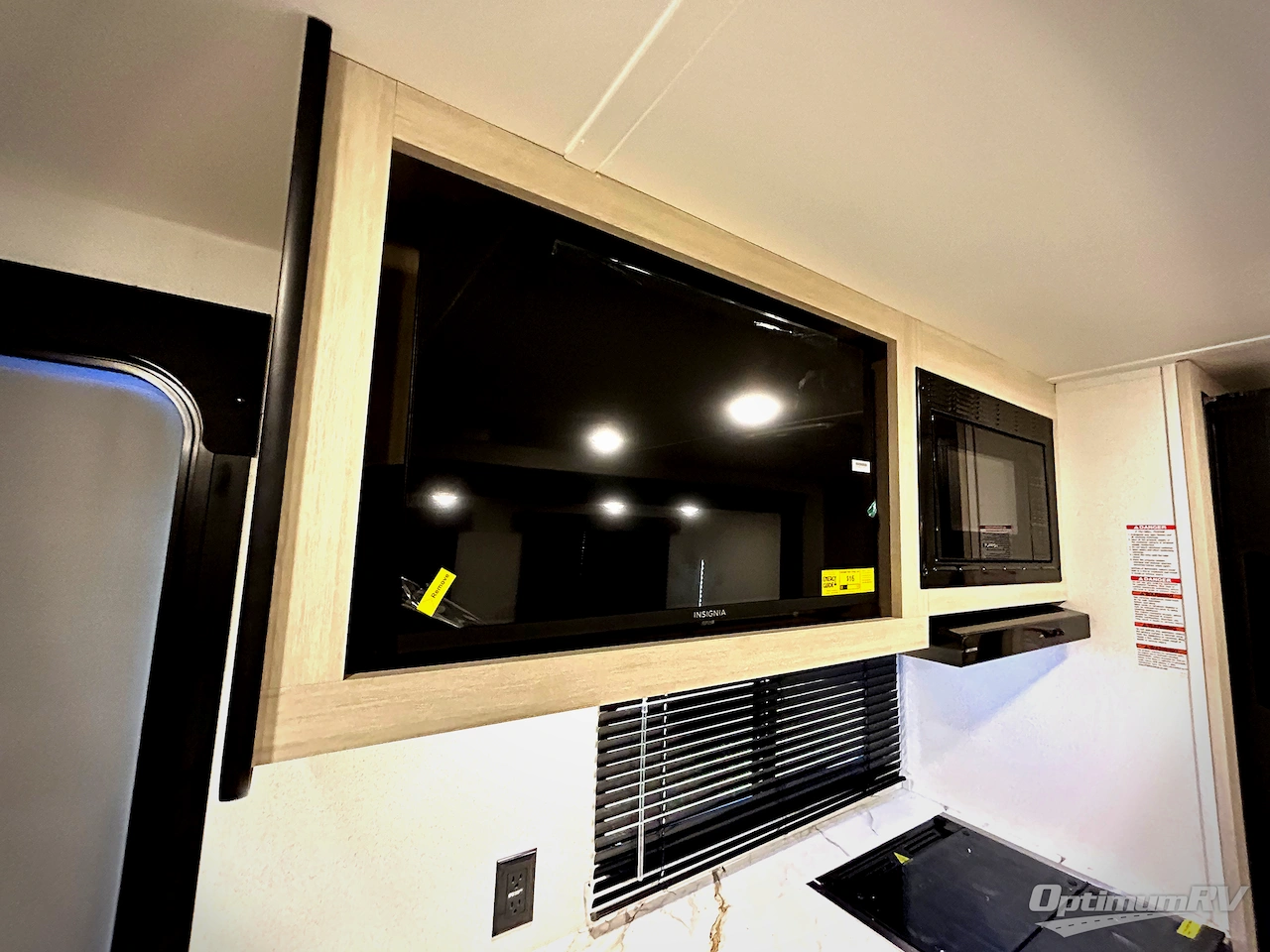 2026 Forest River Puma Camping Edition 304BHCE Photo 9