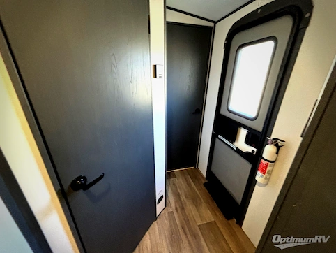 2024 Keystone Premier Ultra Lite 30RIPR RV Photo 3