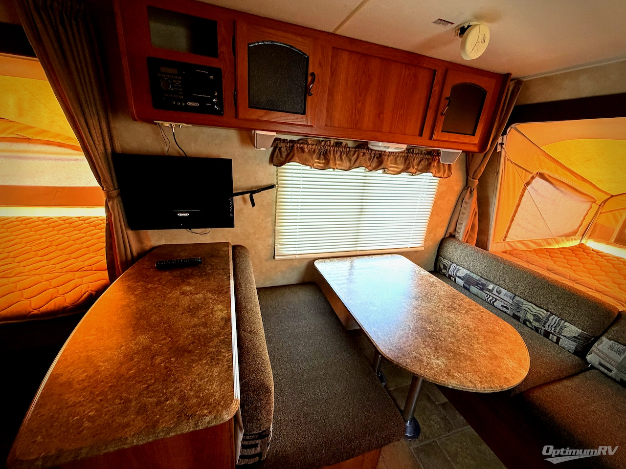 2012 Coachmen Freedom Express LTZ 19SQX Photo 7