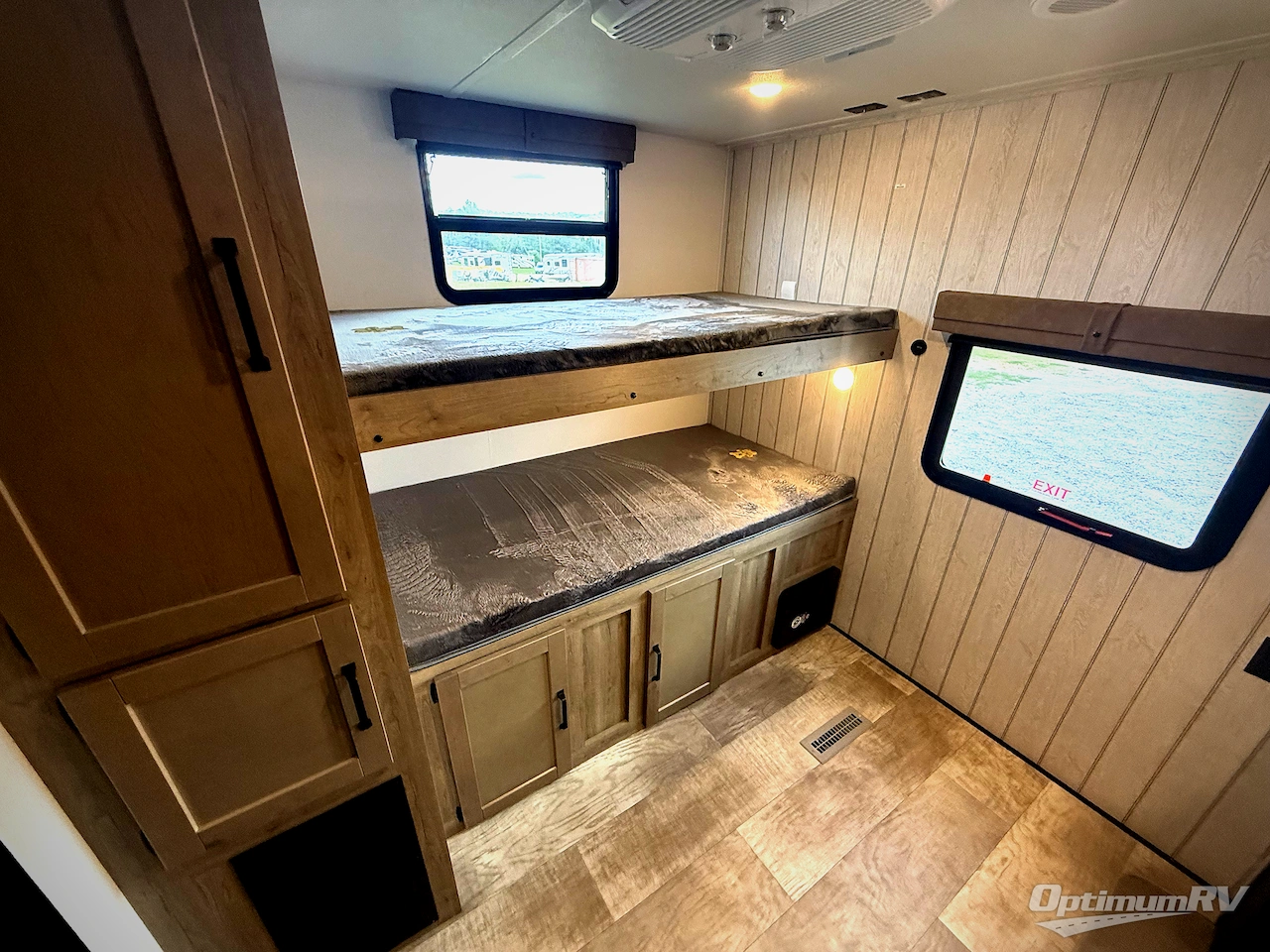 2026 Palomino Puma 32BHFS Photo 9