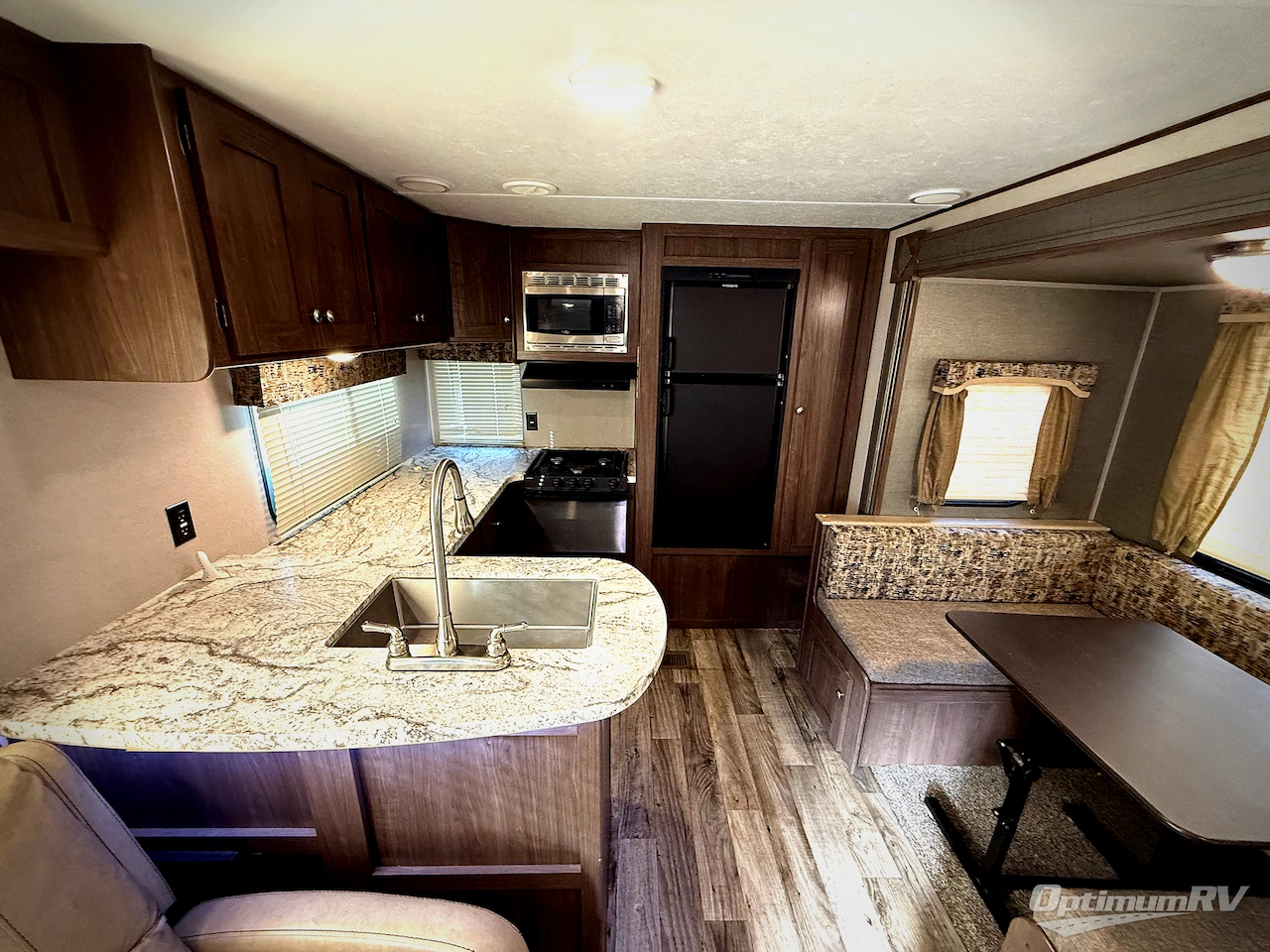 2018 Keystone Hideout 28RKS Photo 11