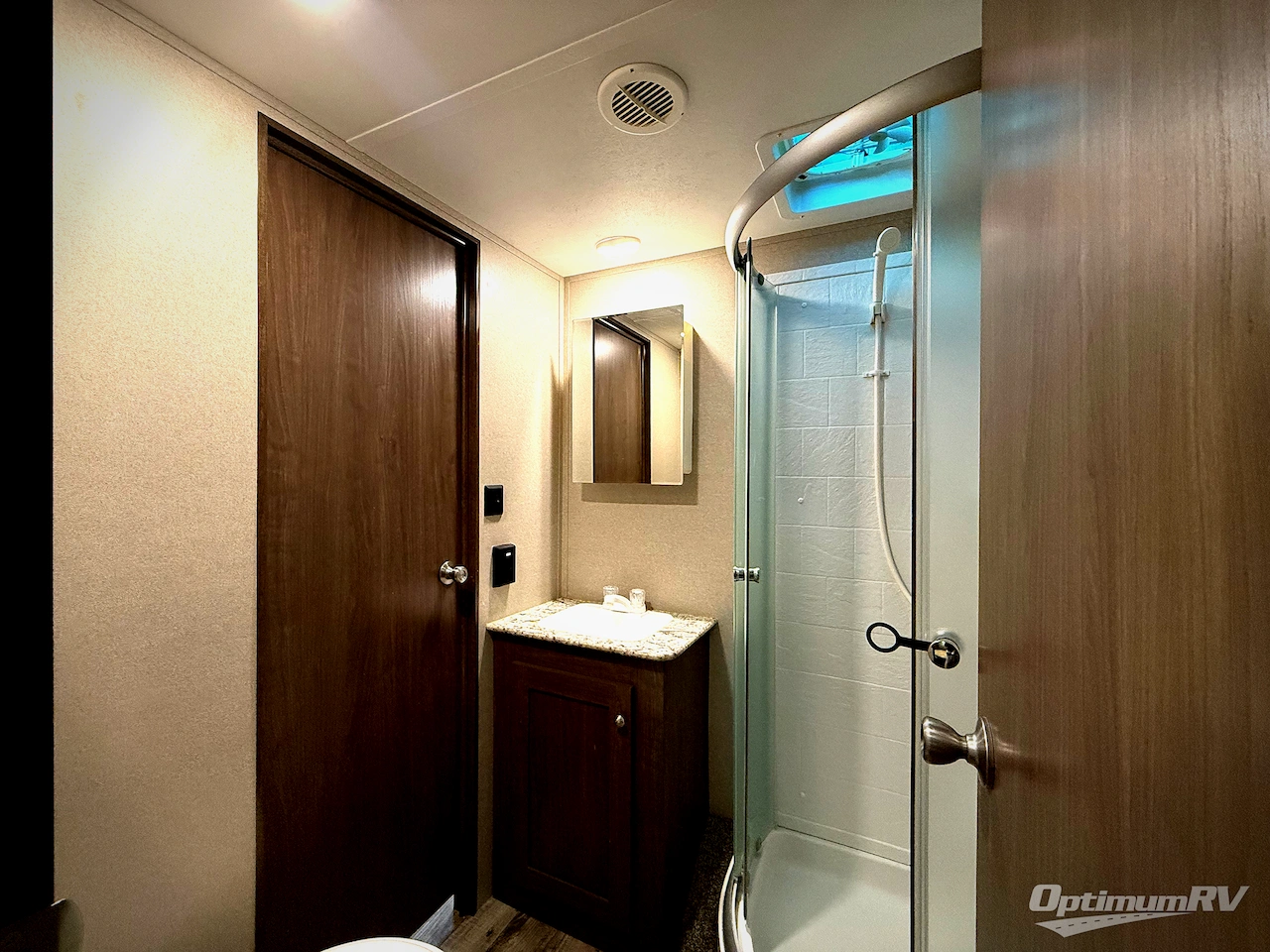 2018 Keystone Hideout 28RKS Photo 17