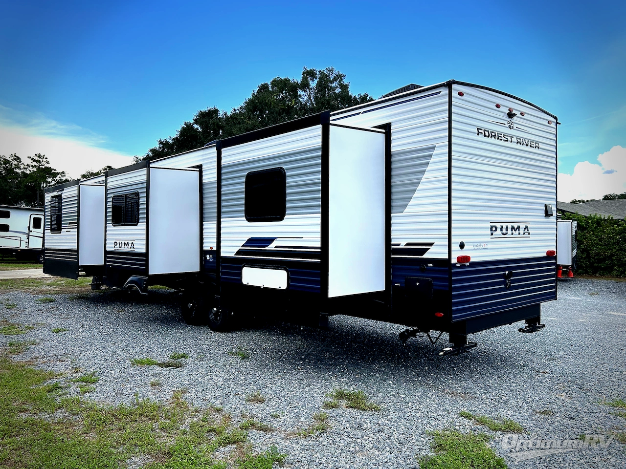 2026 Palomino Puma Destination 39FKL Photo 3