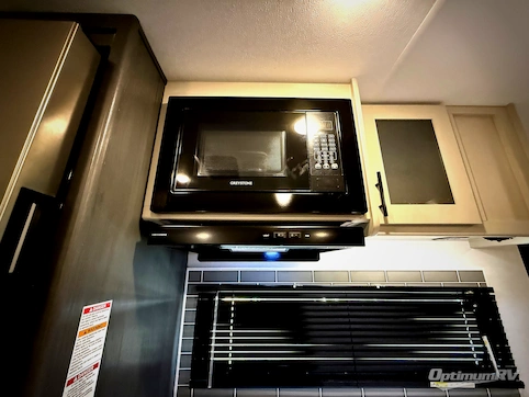 2025 Dutchmen Aspen Trail LE 26RL RV Photo 3