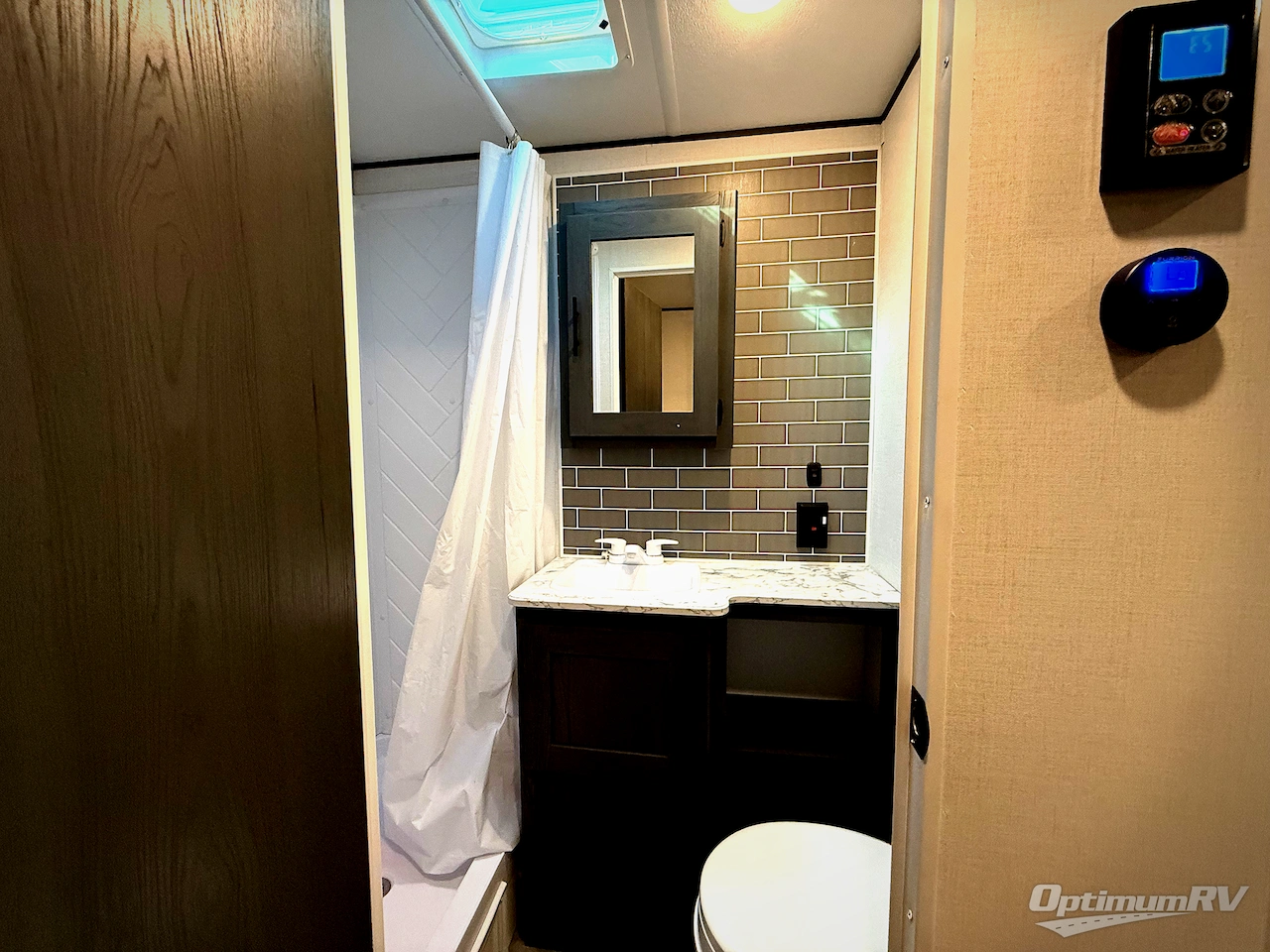 2025 Dutchmen Aspen Trail LE 26RL Photo 16