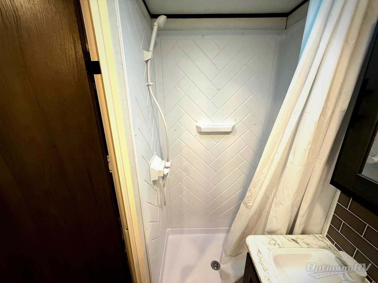 2025 Dutchmen Aspen Trail LE 26RL Photo 18