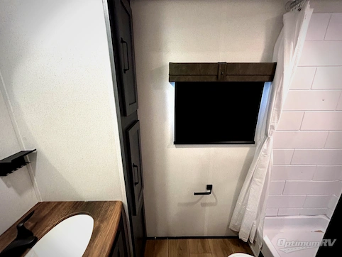 2026 Palomino Puma Destination 421LFT RV Photo 4