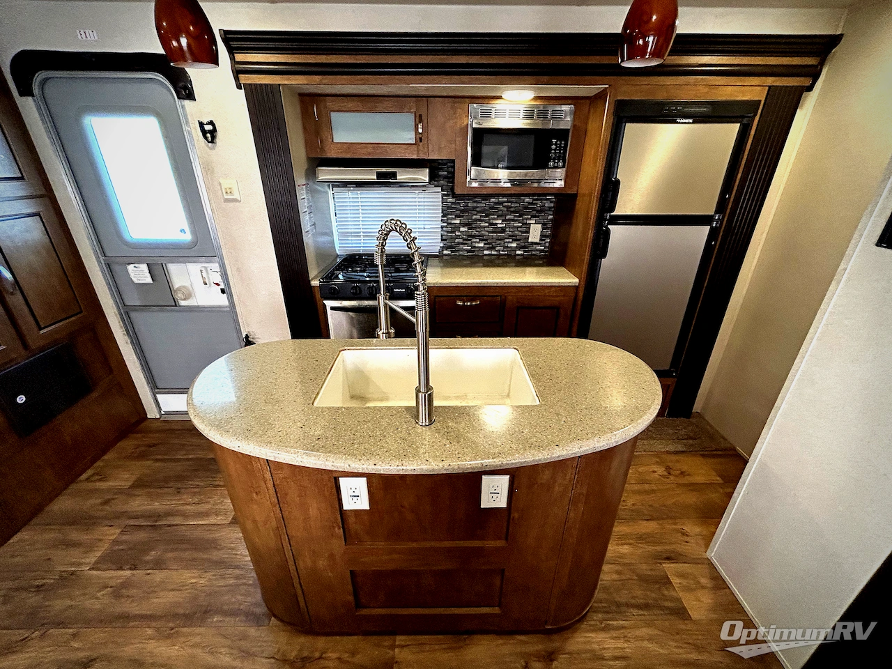 2018 Forest River Wildwood 31BKIS Photo 6