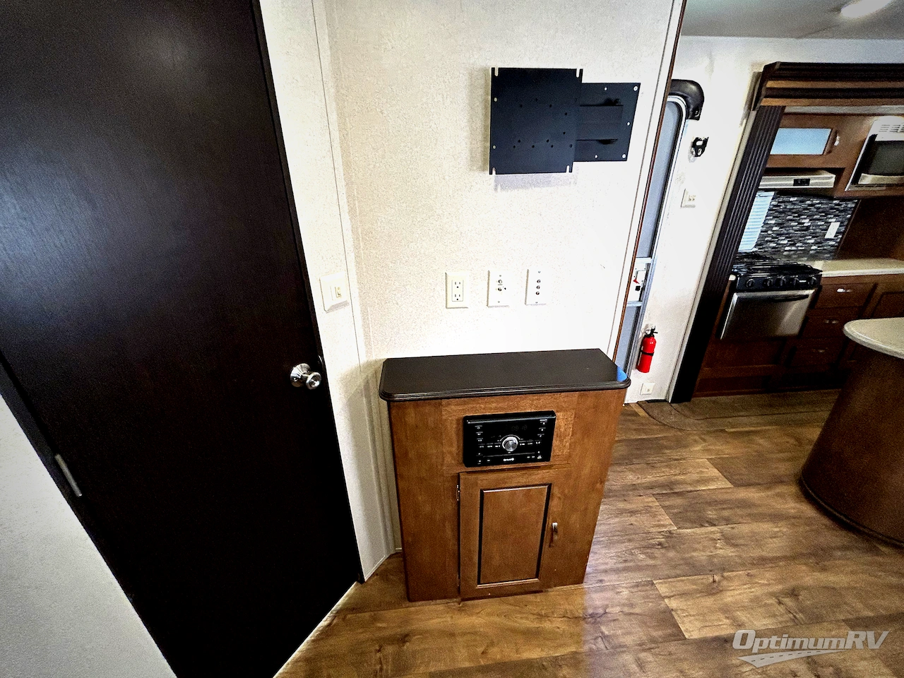 2018 Forest River Wildwood 31BKIS Photo 11