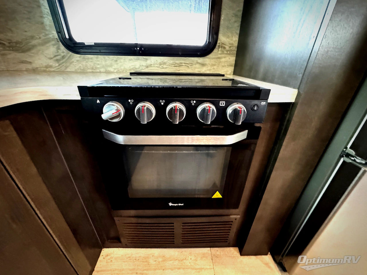 2020 Forest River Rockwood Signature Ultra Lite 8335SB Photo 6