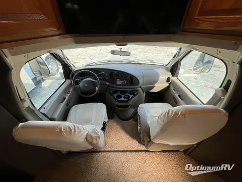 2008 Coachmen Concord 275DS RV Photo 2