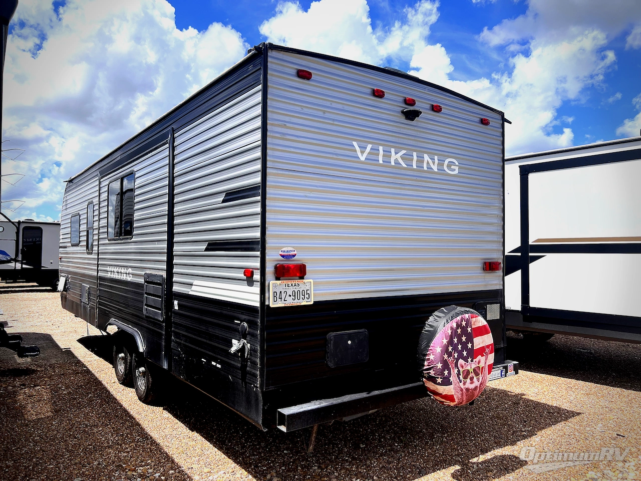 2020 Forest River Viking Ultra-Lite 24RBS Photo 3