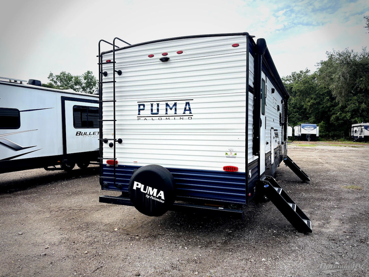 2024 Palomino Puma 28DBFQ Photo 2