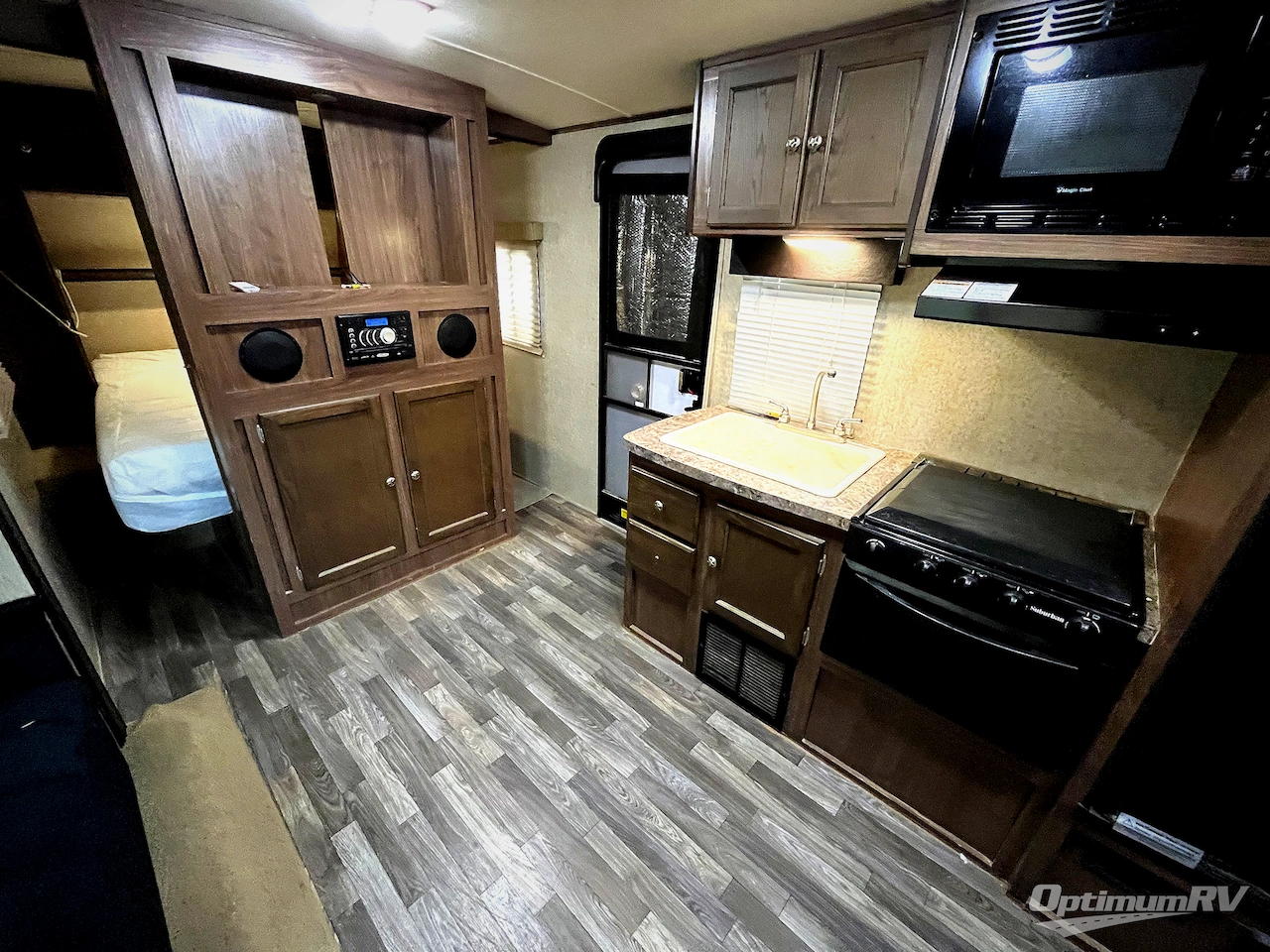 2015 Palomino SolAire Ultra Lite 20RBS Photo 7