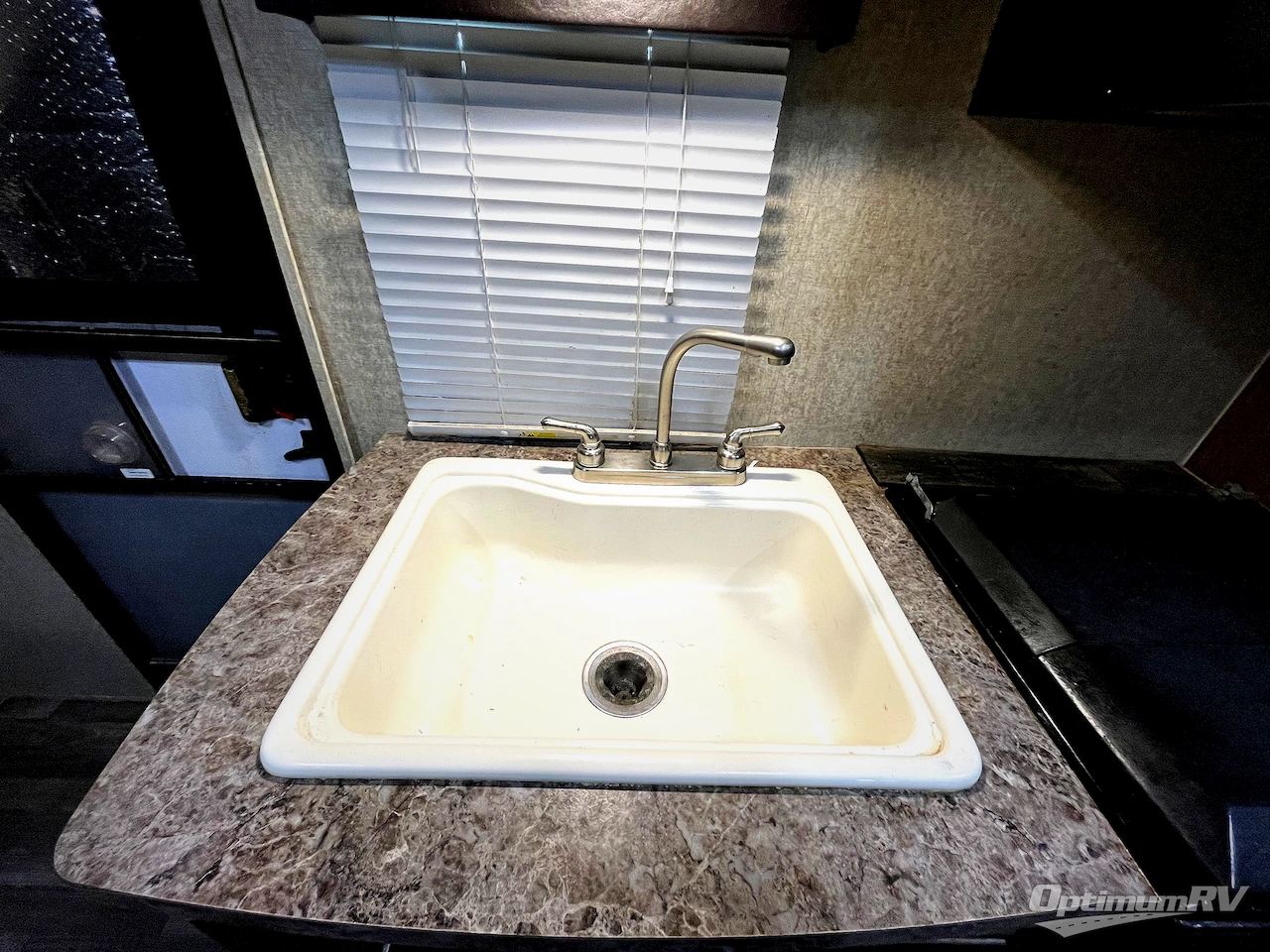 2015 Palomino SolAire Ultra Lite 20RBS Photo 17