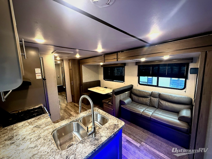 2021 CrossRoads Volante 32SB RV Photo 1