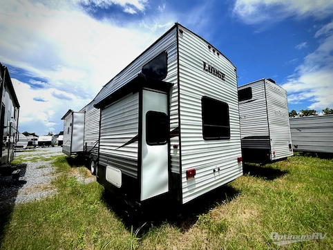 2017 Forest River Wildwood Lodge 4092BFL RV Photo 4