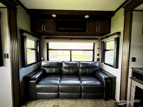 2020 Keystone alpine 3120RS RV Photo 2