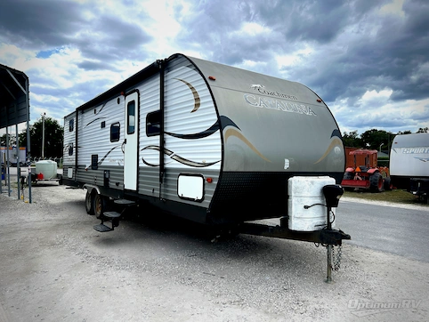 Used 2015 Coachmen RV Catalina 303QBS Featured Photo