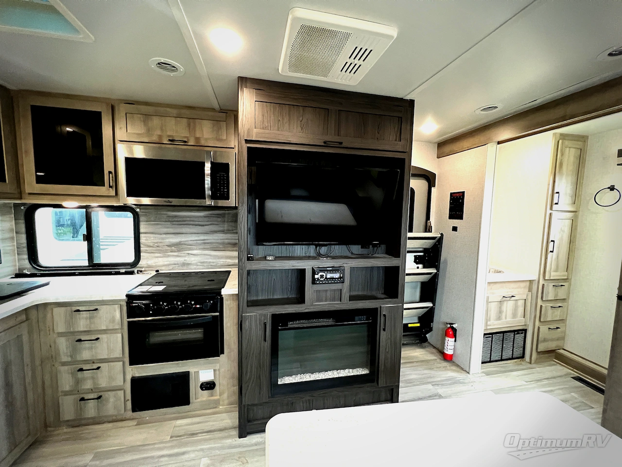 2022 Winnebago Towables Voyage 2427RB Photo 7