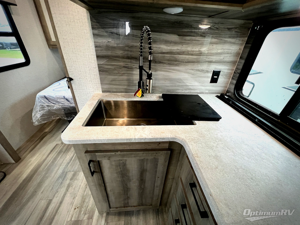 2022 Winnebago Towables Voyage 2427RB Photo 9