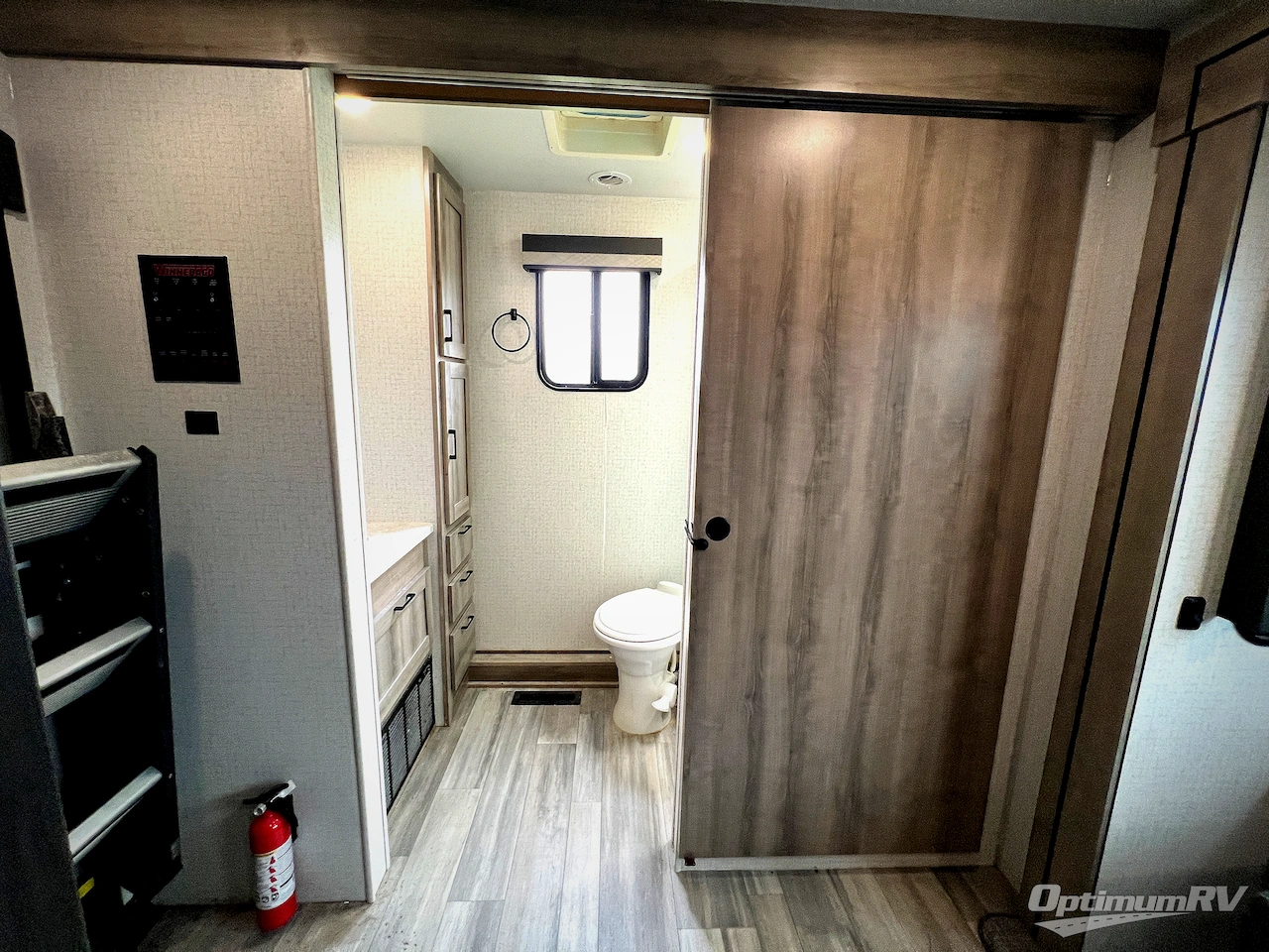 2022 Winnebago Towables Voyage 2427RB Photo 15