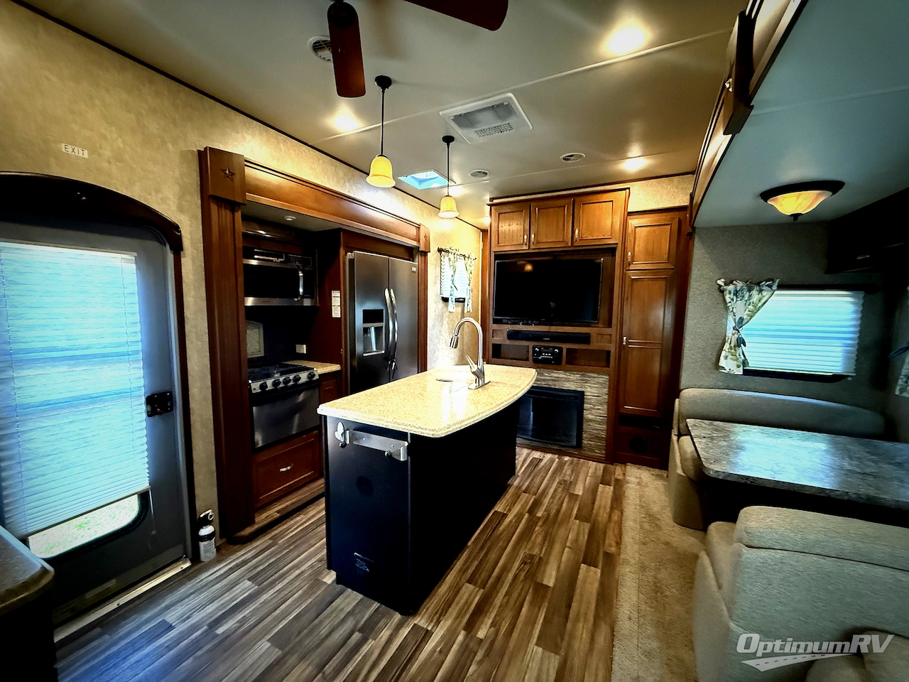 2016 Highland Ridge Open Range Roamer RF376FBH Photo 2