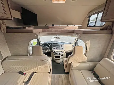 2022 Thor Four Winds 28A RV Photo 2